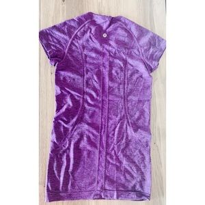 Lululemon Size 4 Swiftly Tech short sleeve crew